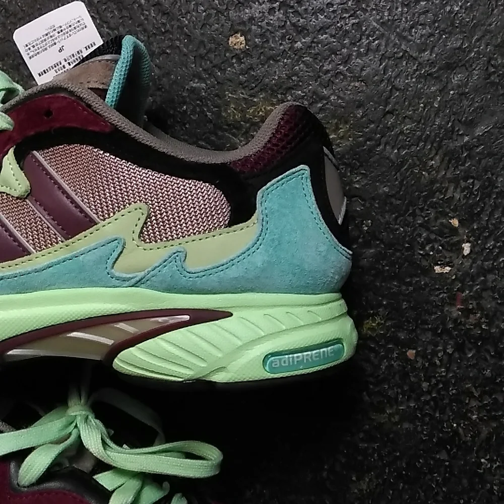 Adidas TEMPER RUN - Picture 2 of 11